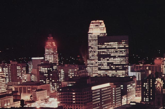 Allan Kain Offset Lithograph "Cincinnati Alight"