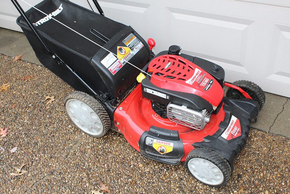 Troy-Bilt In-Step TB360 Briggs & Stratton Professional 190cc Lawn Mower