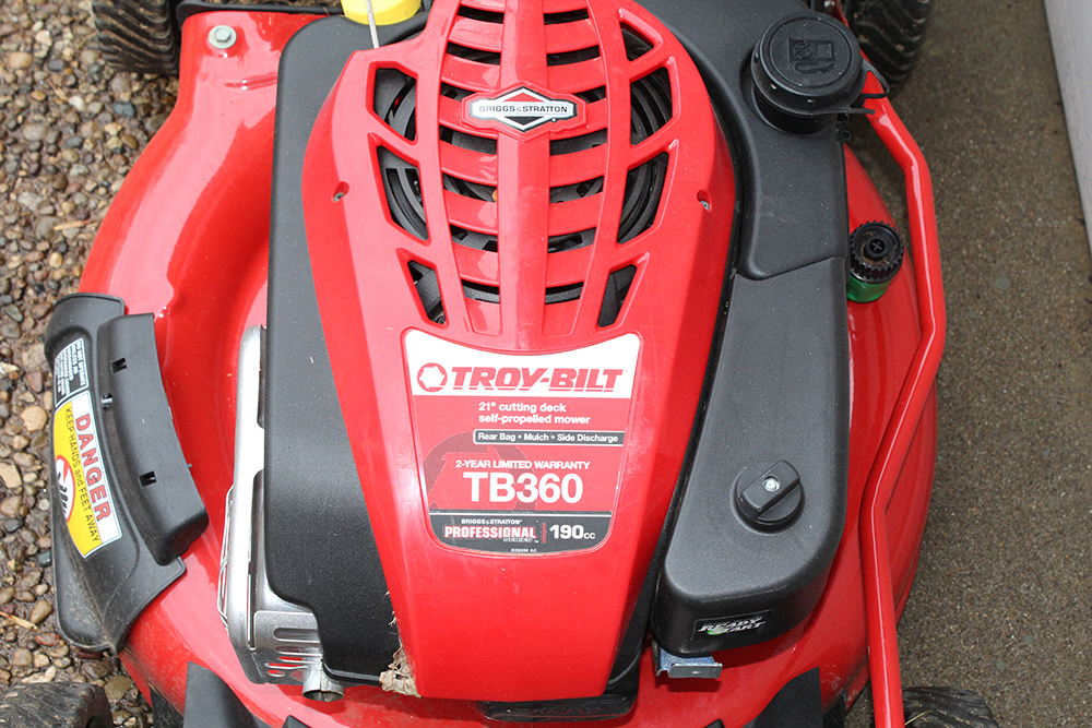 Troy-Bilt In-Step TB360 Briggs & Stratton Professional 190cc Lawn Mower