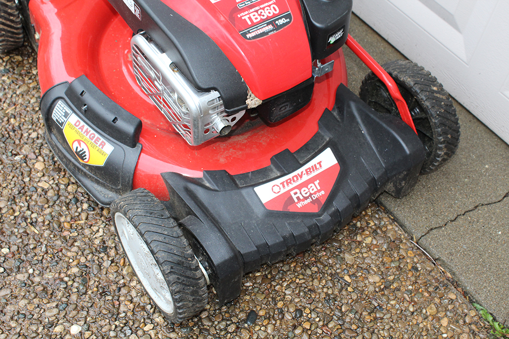 Troy-Bilt In-Step TB360 Briggs & Stratton Professional 190cc Lawn Mower