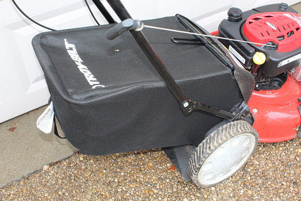 Troy-Bilt In-Step TB360 Briggs & Stratton Professional 190cc Lawn Mower