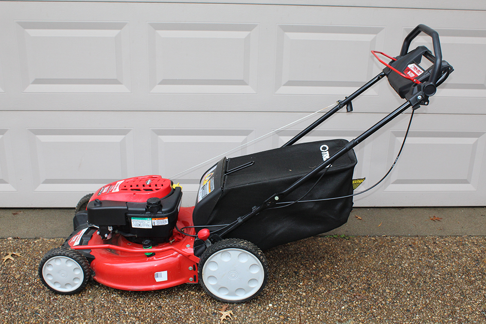 Troy-Bilt In-Step TB360 Briggs & Stratton Professional 190cc Lawn Mower