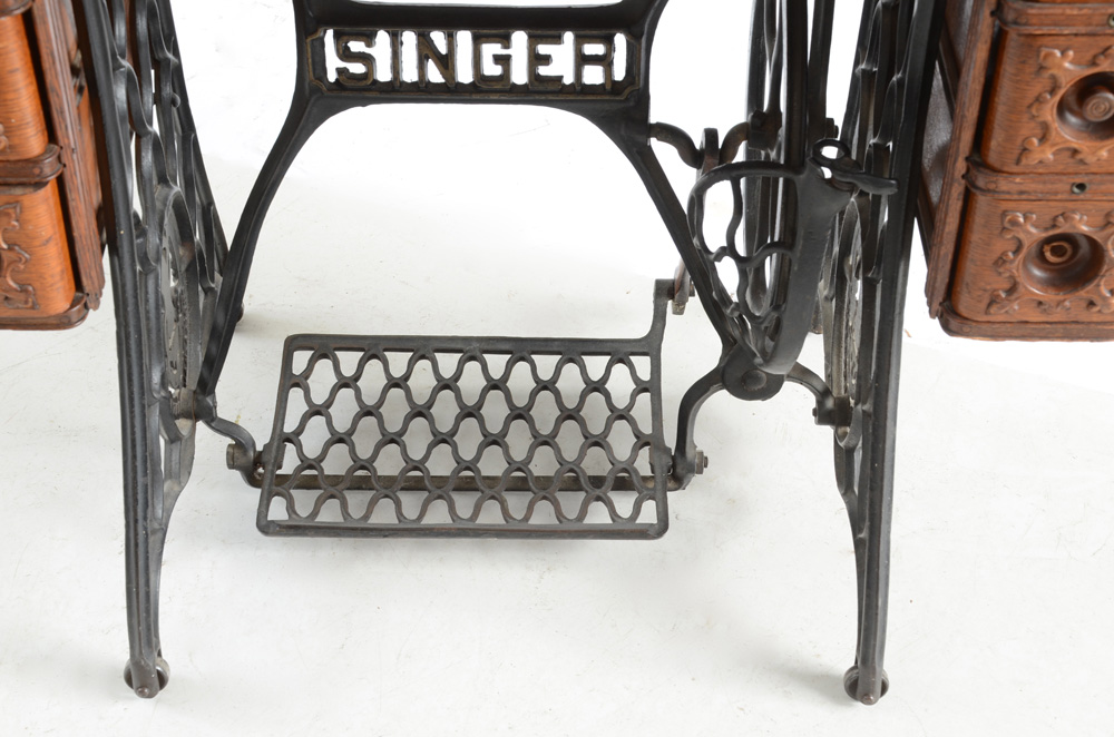 Antique Singer Treadle Sewing Machine