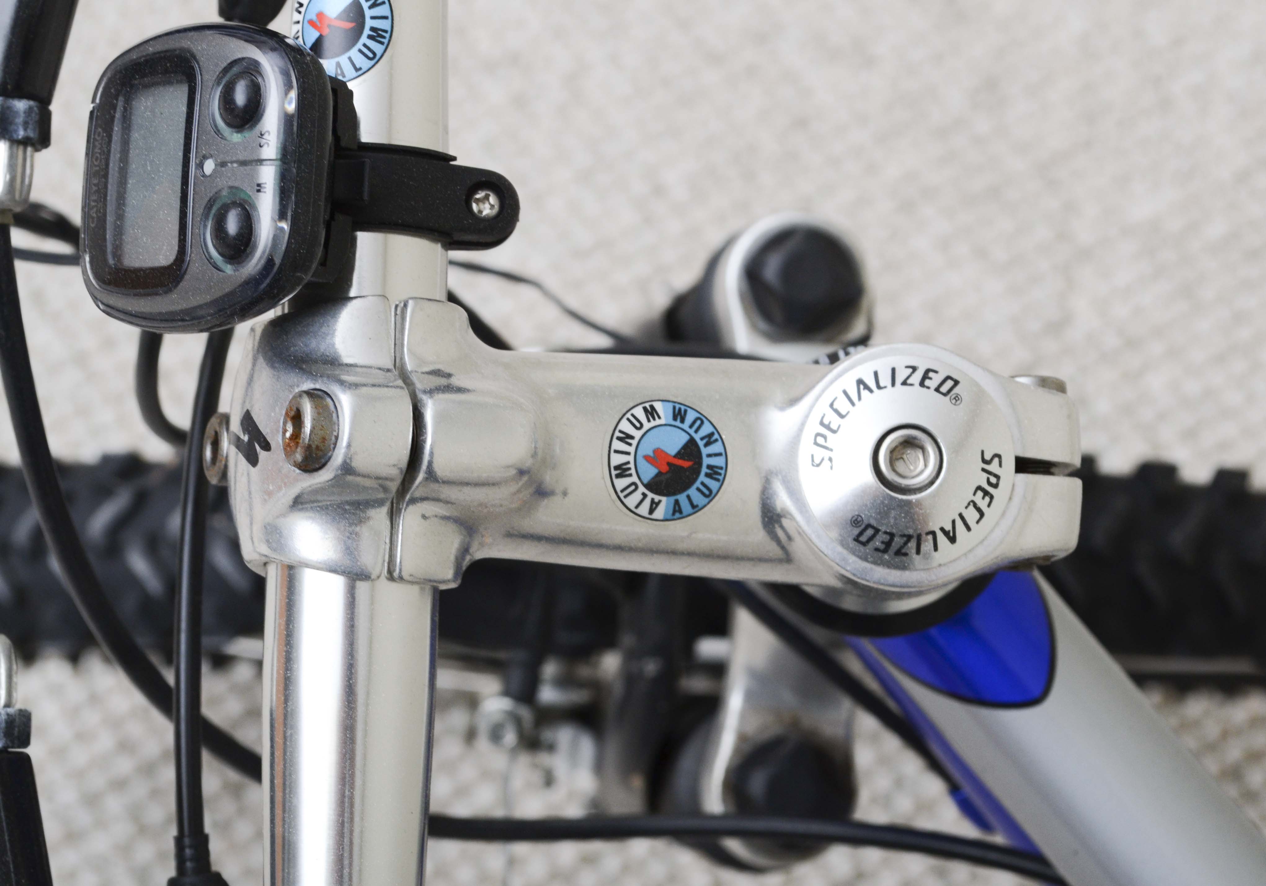 Hard Rock FS "Specialized" Mountain Bike