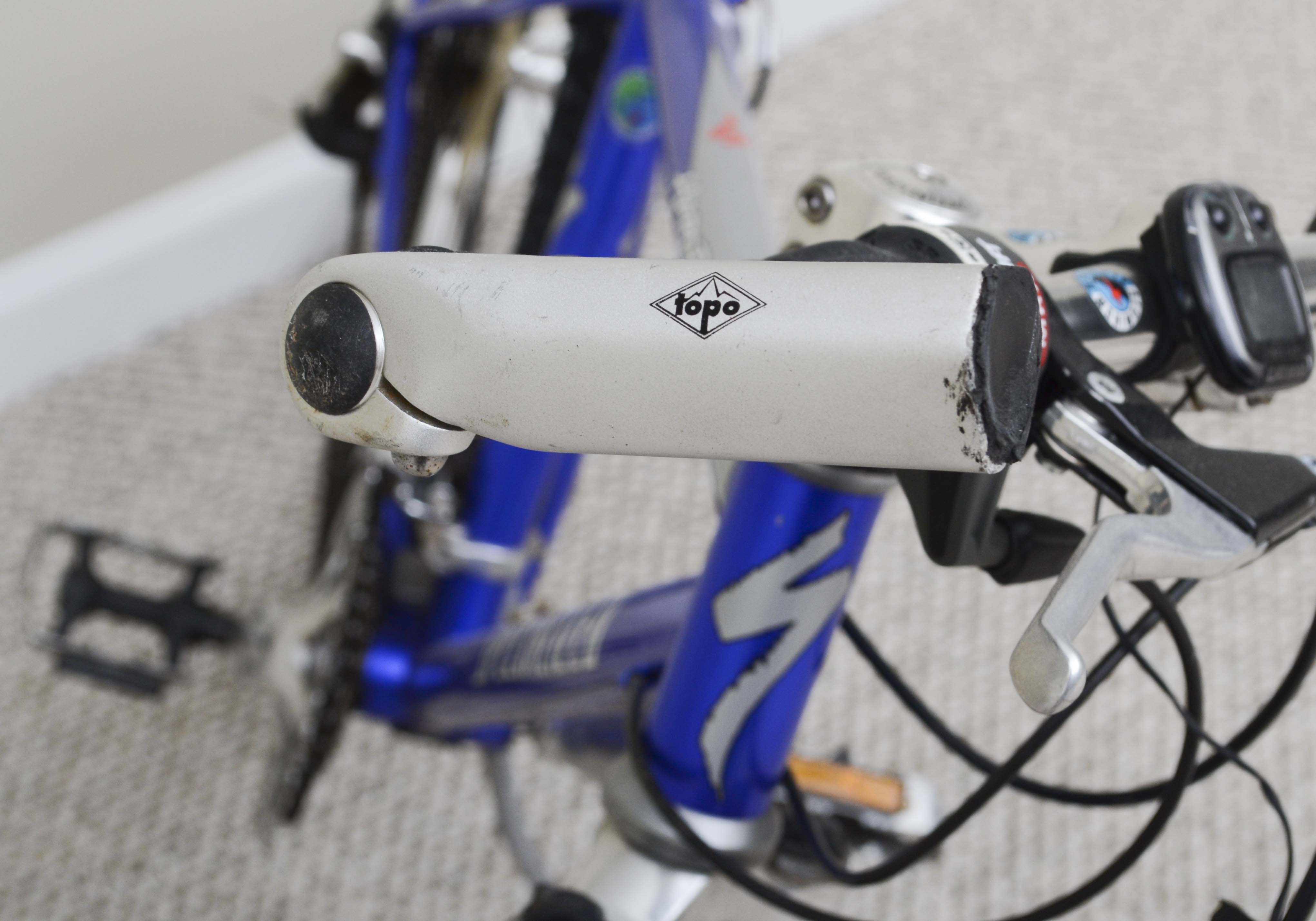 Hard Rock FS "Specialized" Mountain Bike