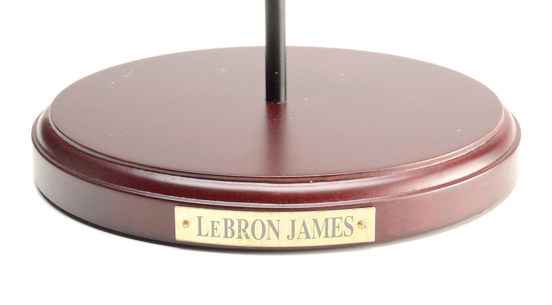 Upper Deck LeBron James Rookie of the Year Statue