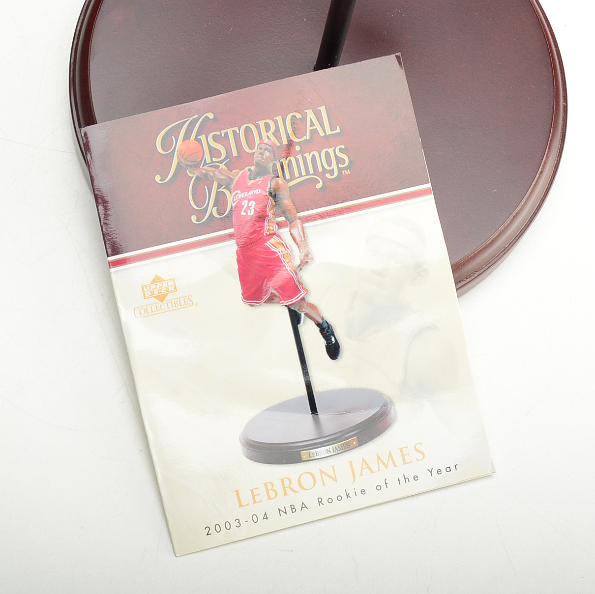 Upper Deck LeBron James Rookie of the Year Statue