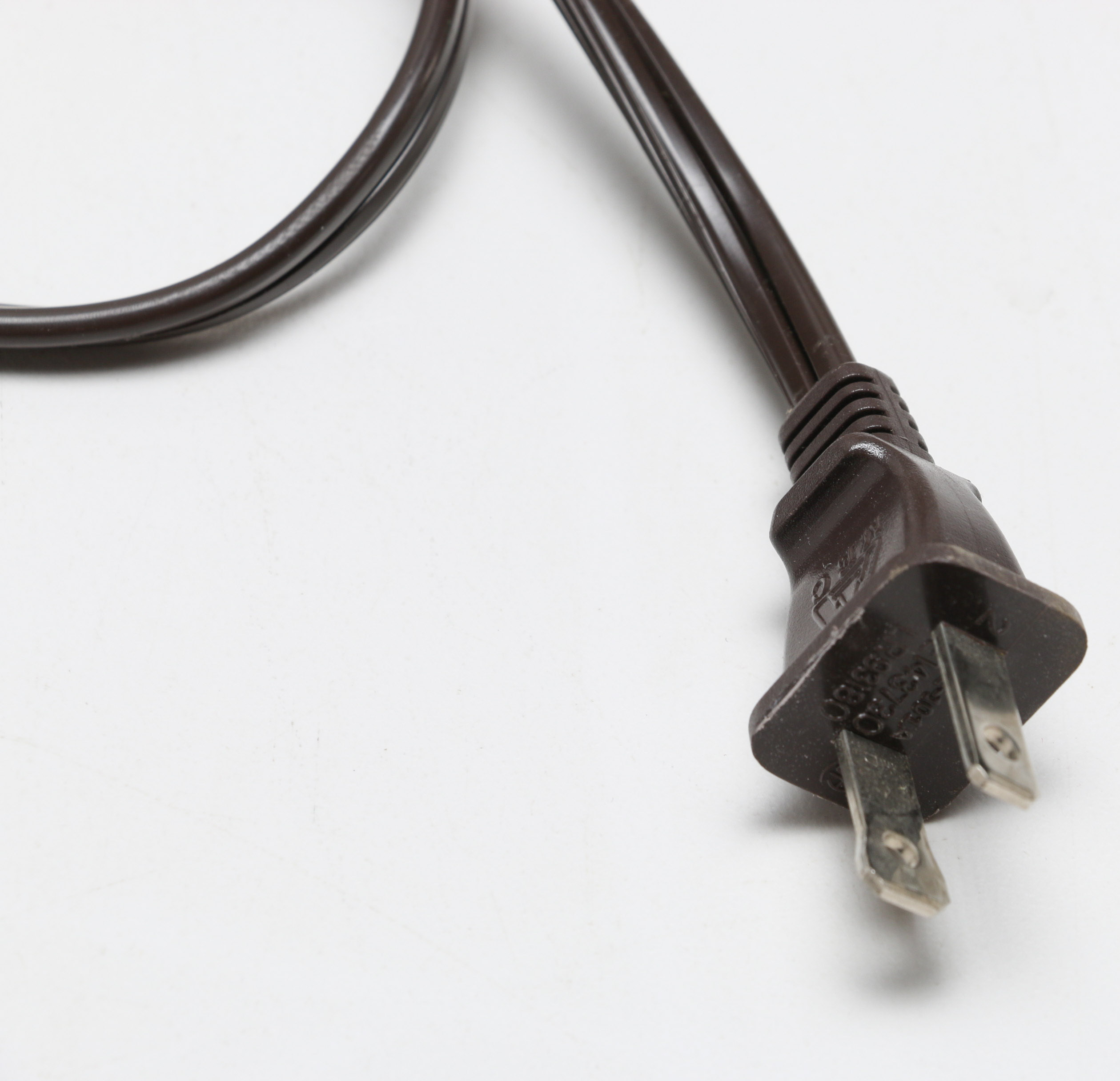 Contemporary Molded Resin Table Lamp