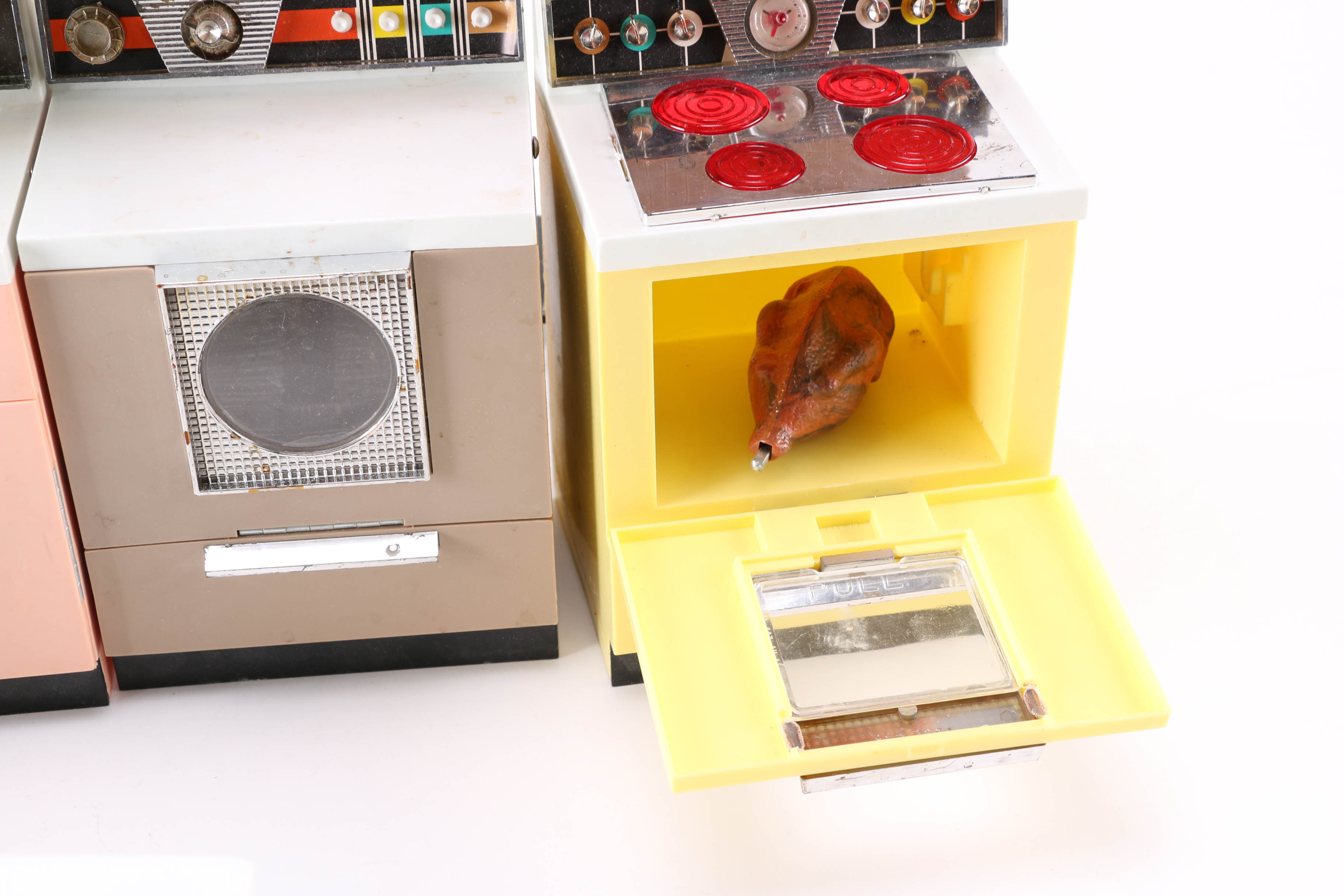 1960s Barbie-Sized Deluxe Reading "Dream Kitchen" Playset
