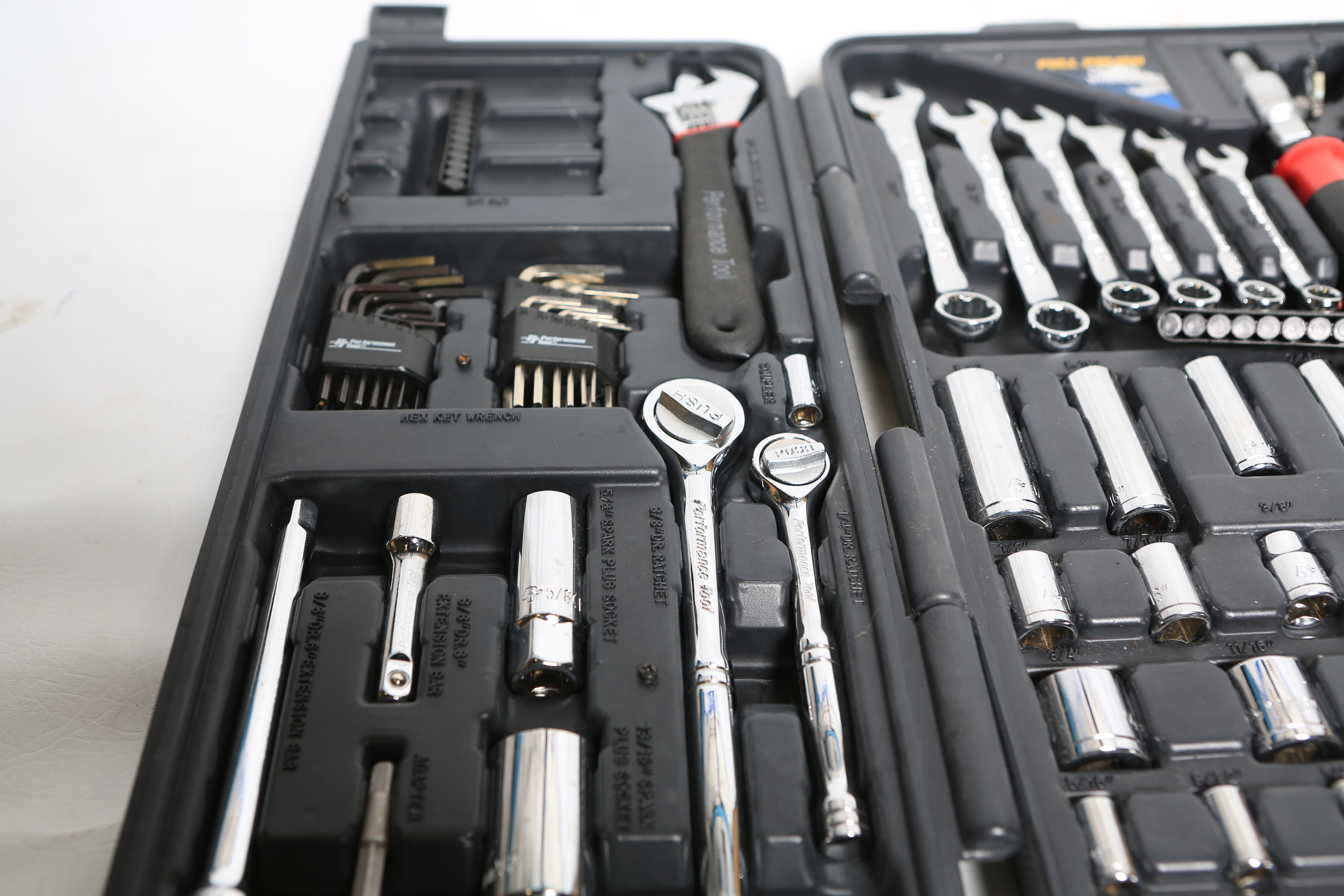 PT Performance 150 Piece Tool Kit