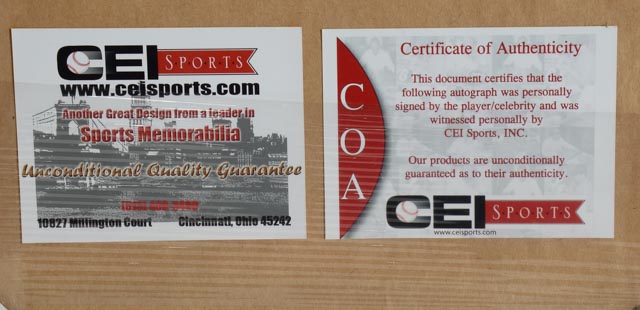 Unusual Pete Rose Signed Photo  COA