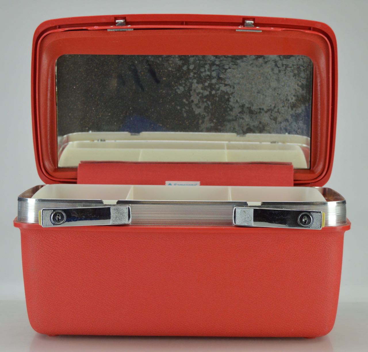 Vintage Samsonite "Saturn II" Luggage