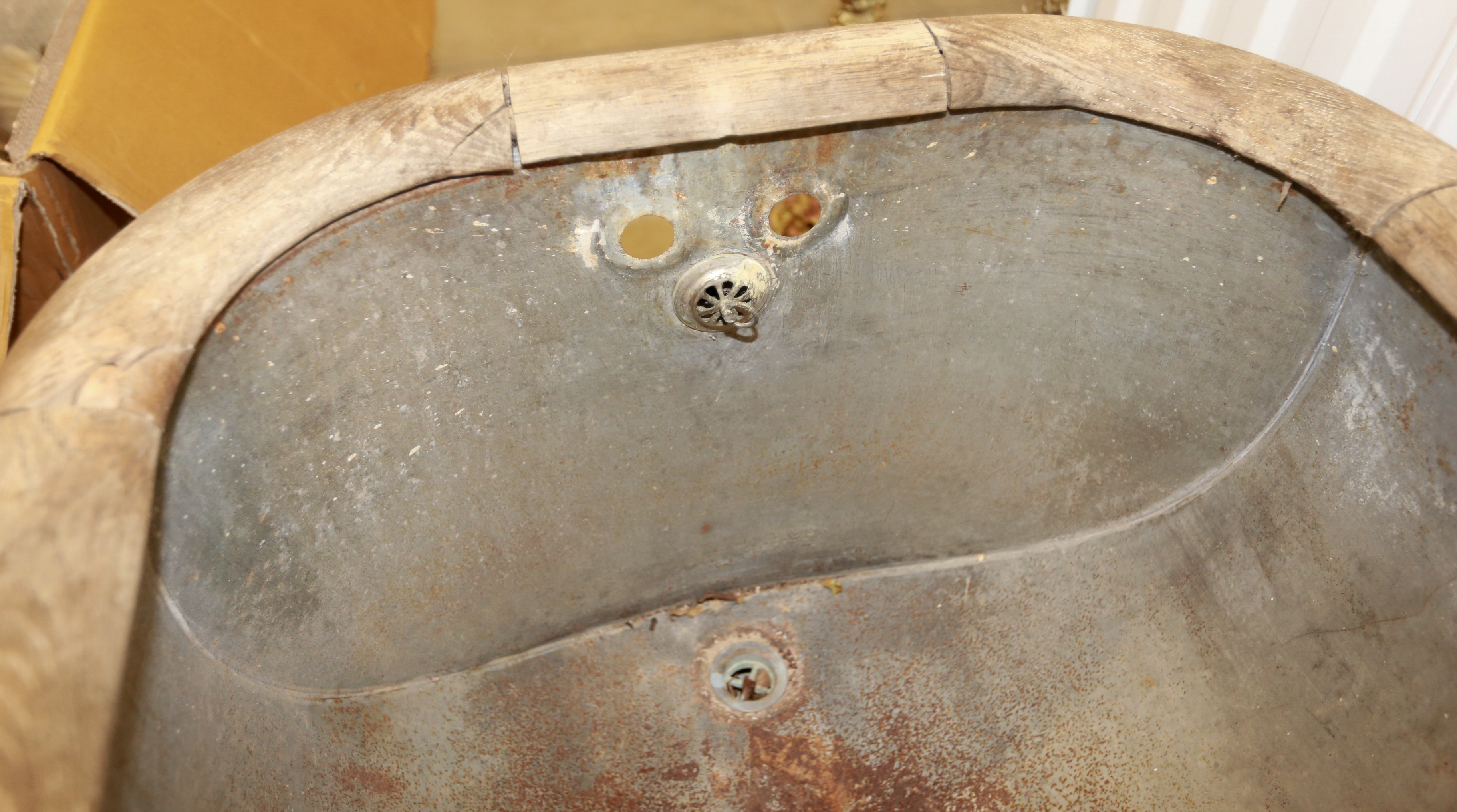 Antique Circa 1890s Metal Bathtub