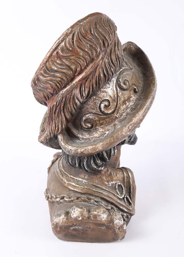 Vintage Chalkware Marwal Busts of Spanish Man and Woman