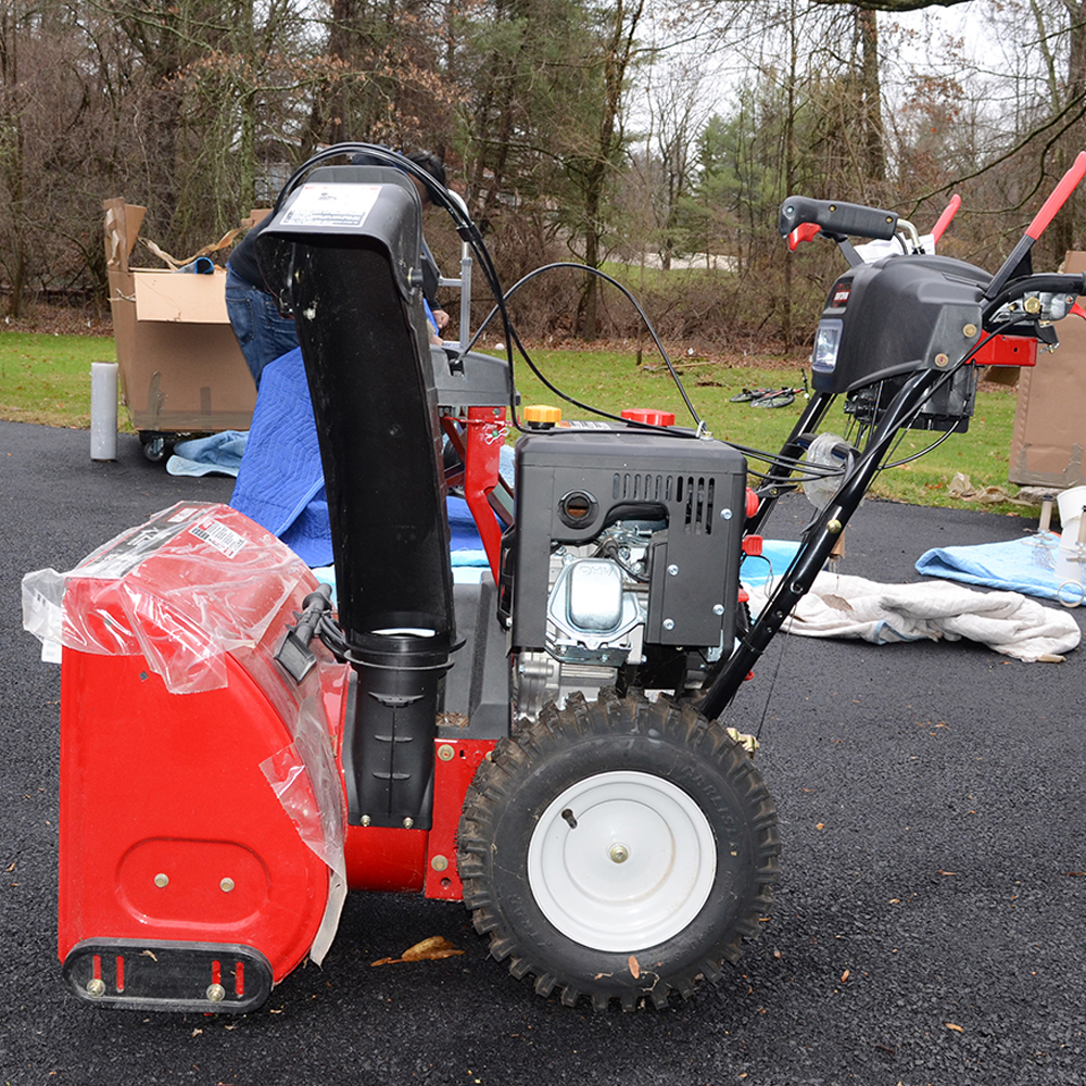 Craftsman 28" Clearing Snow Blower