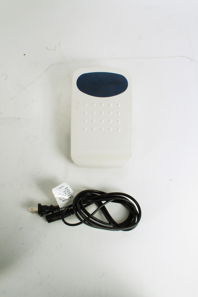 Juki TL-2010Q 9" Arm Straight Stitch Sewing Quilting Machine