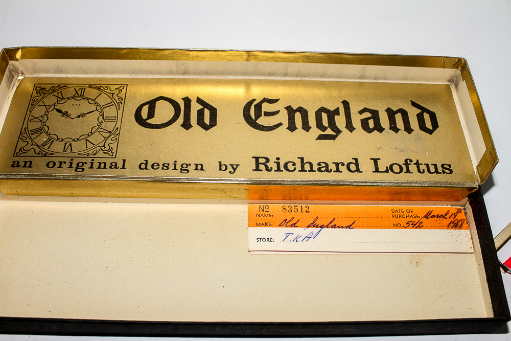 Vintage Old England "Flower" Wrist Watch