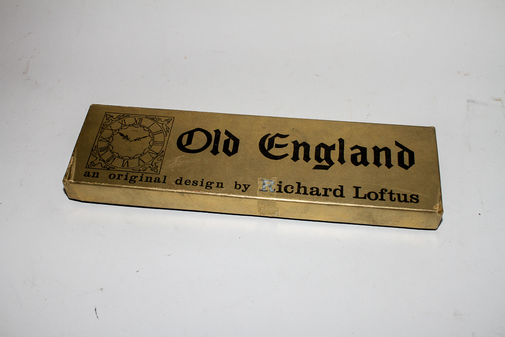 Vintage Old England "Flower" Wrist Watch