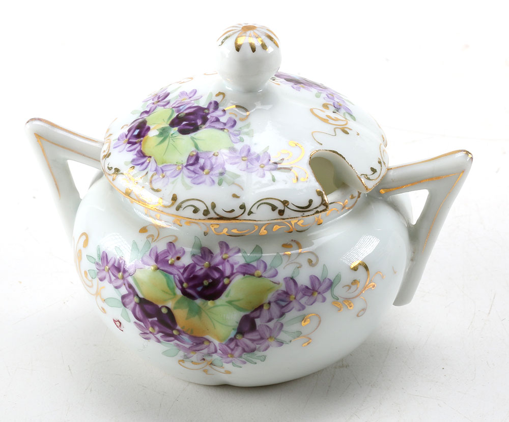 Tea Service Accoutrements