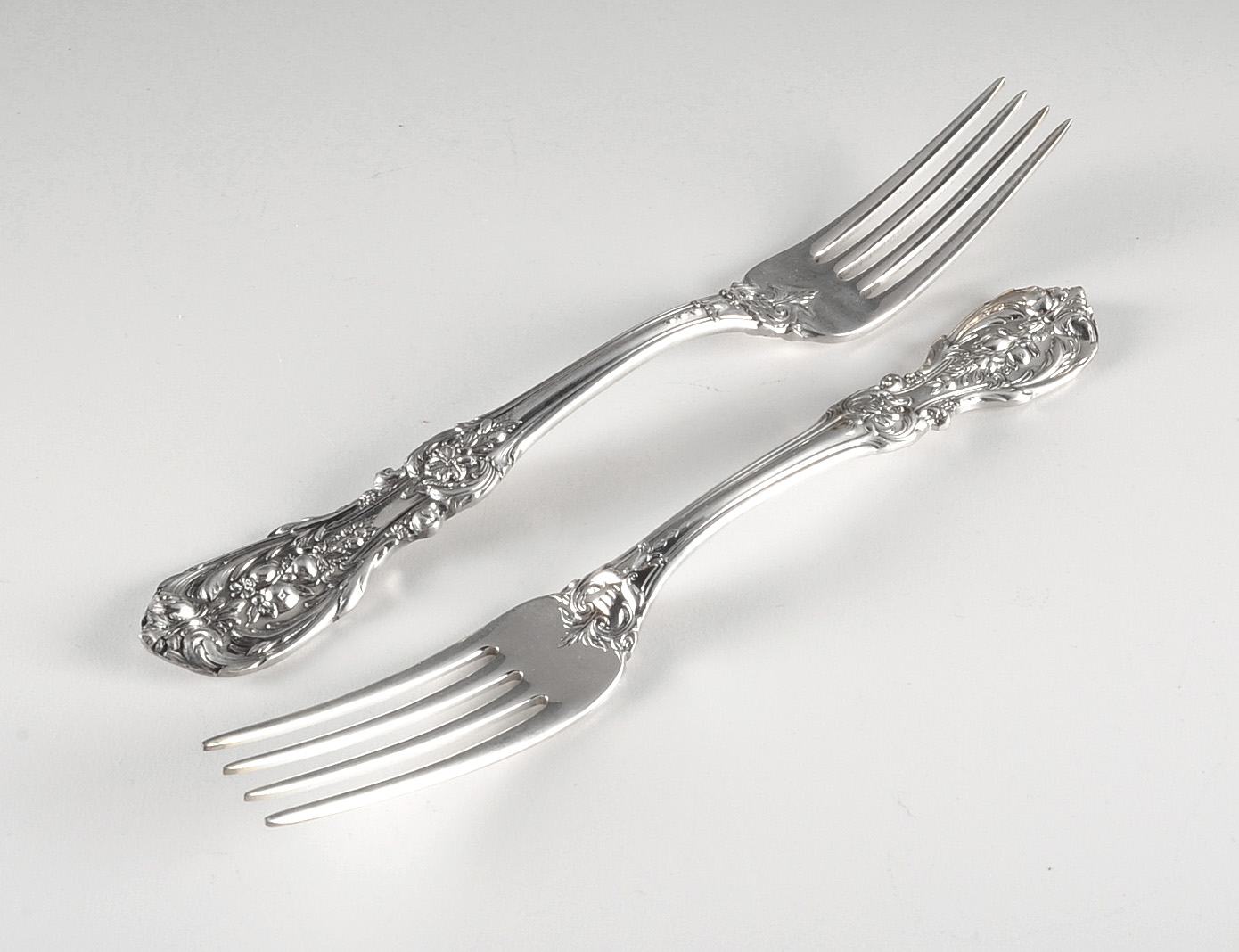 Reed & Barton Sterling Silver "Francis I" Flatware Set