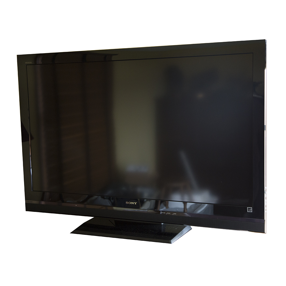 Sony 52" Bravia Flat Screen Television