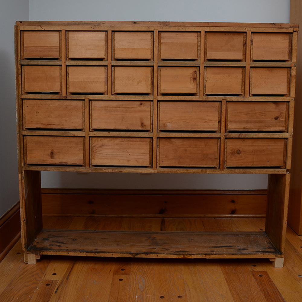 Apothecary Chest of Drawers