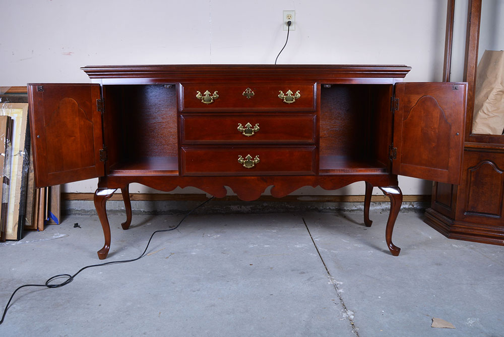 Sumter Cabinet Company Cherry Huntboard