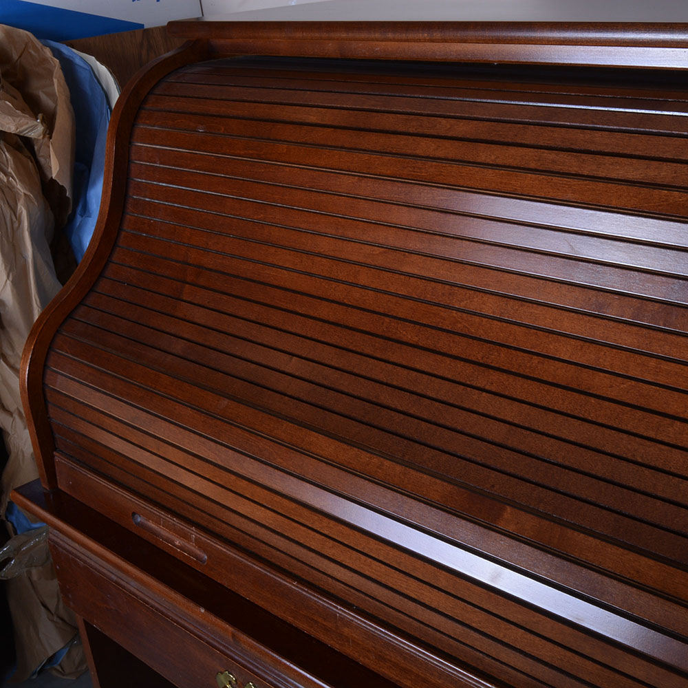 Riverside Furniture Veneer Roll Top Computer Desk with Chair