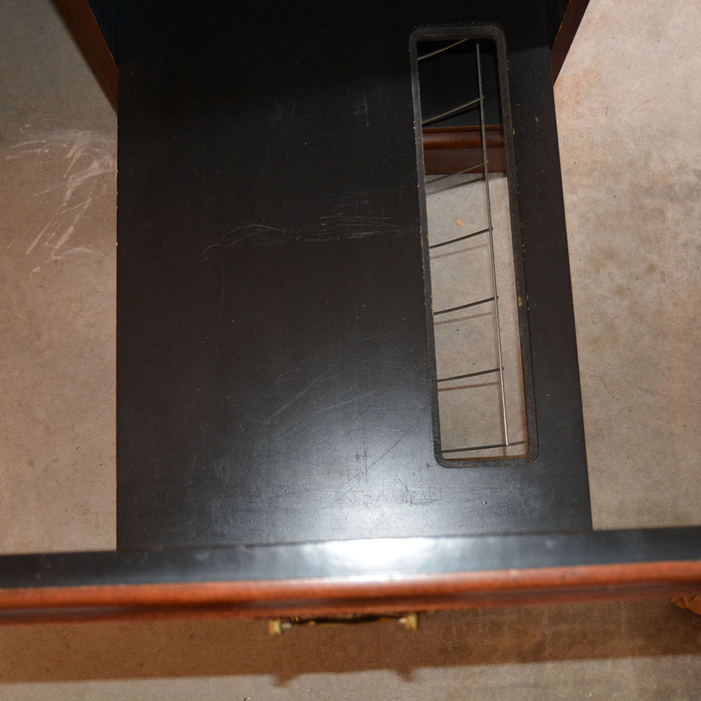 Riverside Furniture Veneer Roll Top Computer Desk with Chair