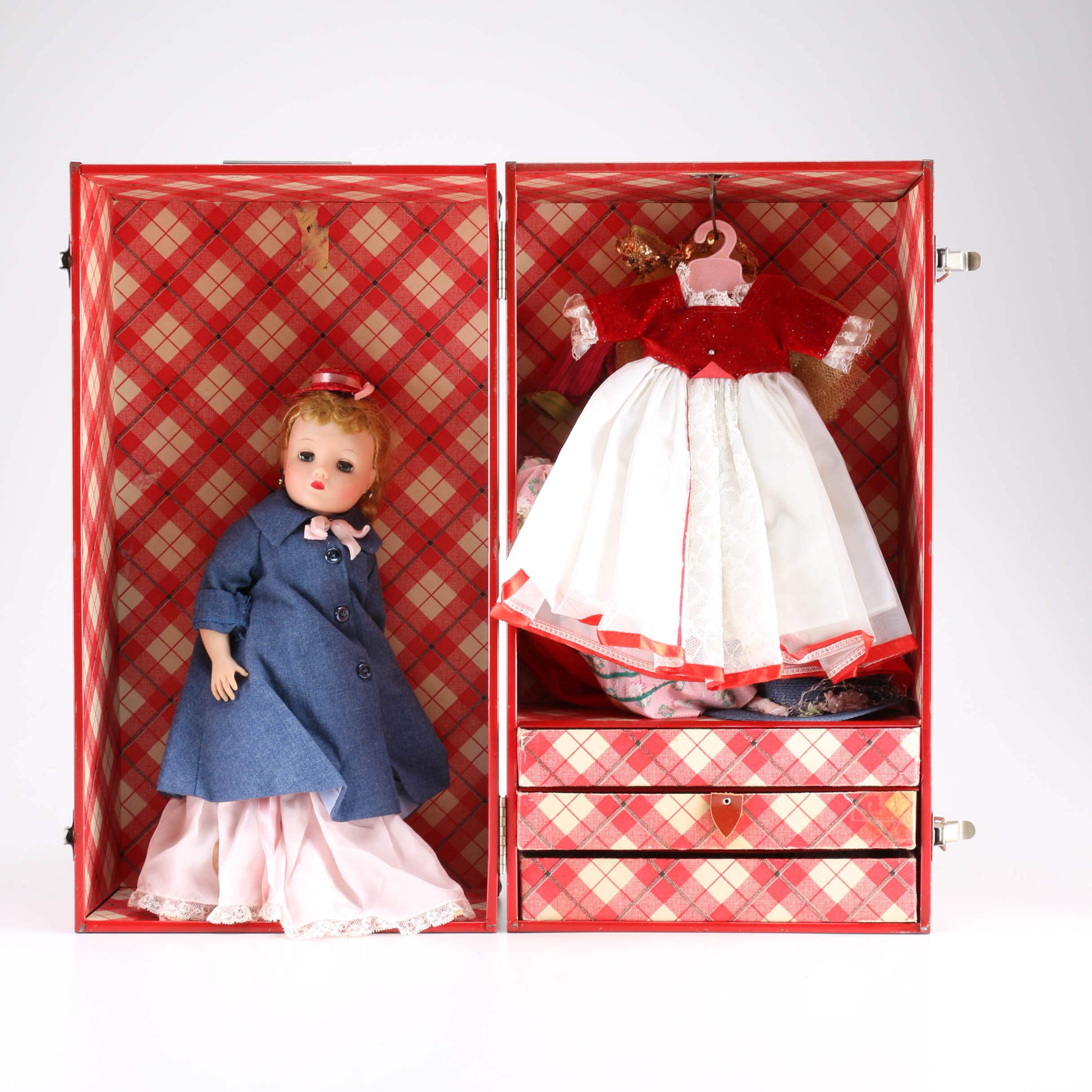 Madame Alexander Elise Doll With Trunk and Accessories
