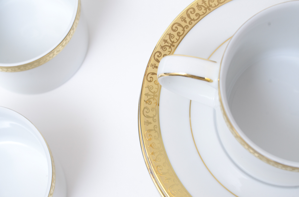 Royal Gallery "Gold Buffet" China Set