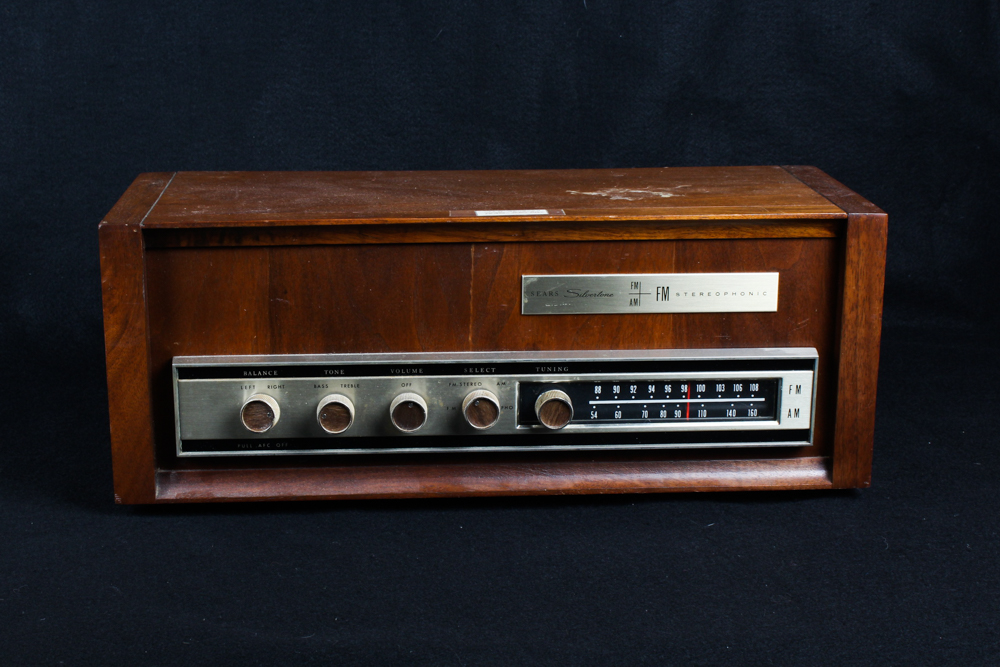 Sears Silvertone Radio