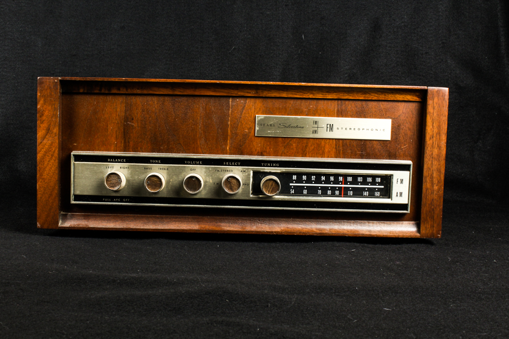 Sears Silvertone Radio