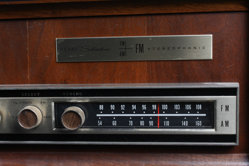 Sears Silvertone Radio