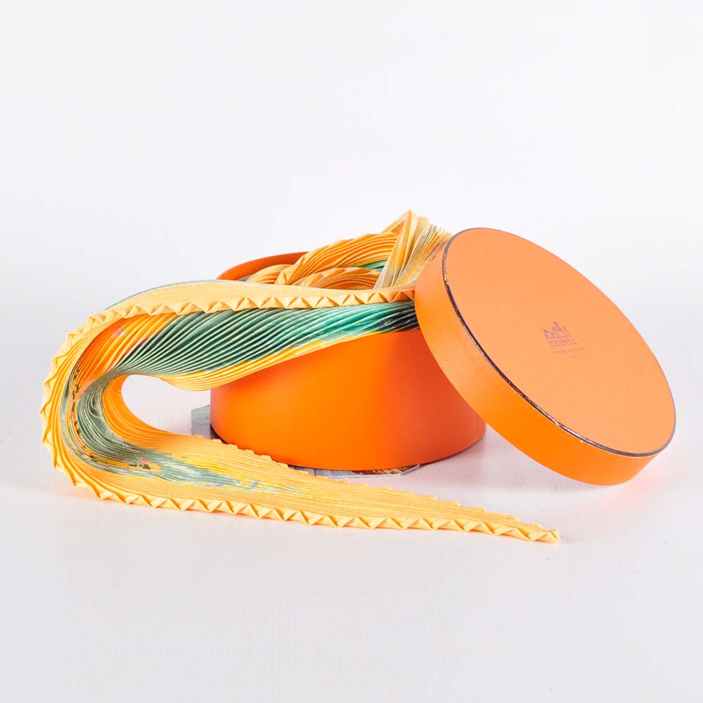 Hermès "Smiles in Third Millenary" Scarf