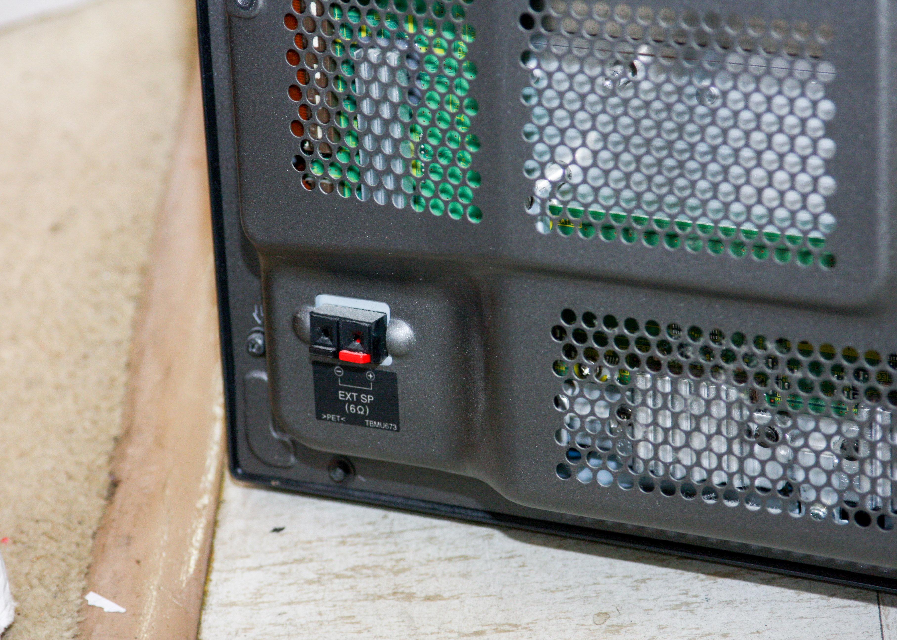 51" Runco Television