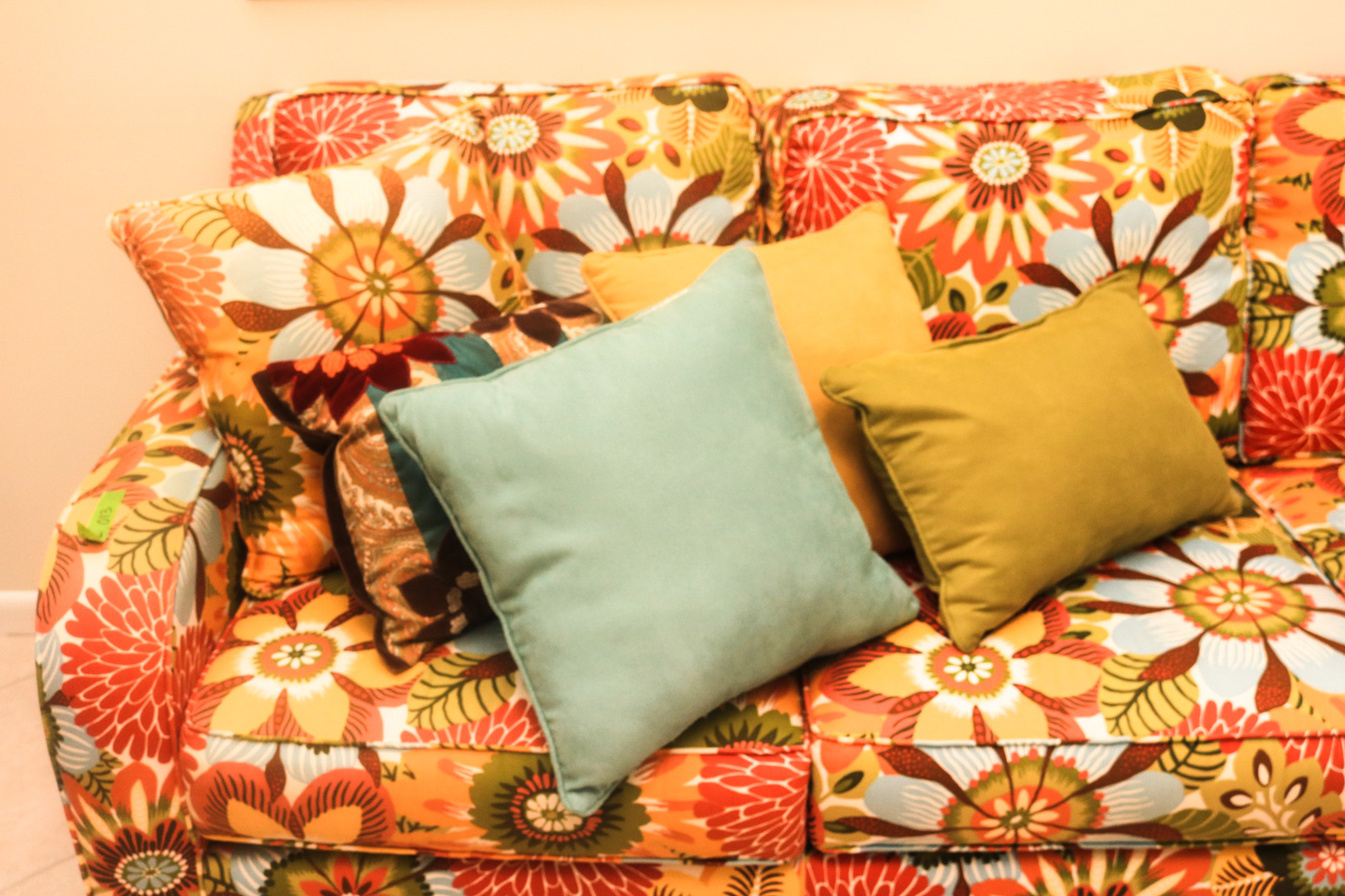Floral Print Loveseat and Couch