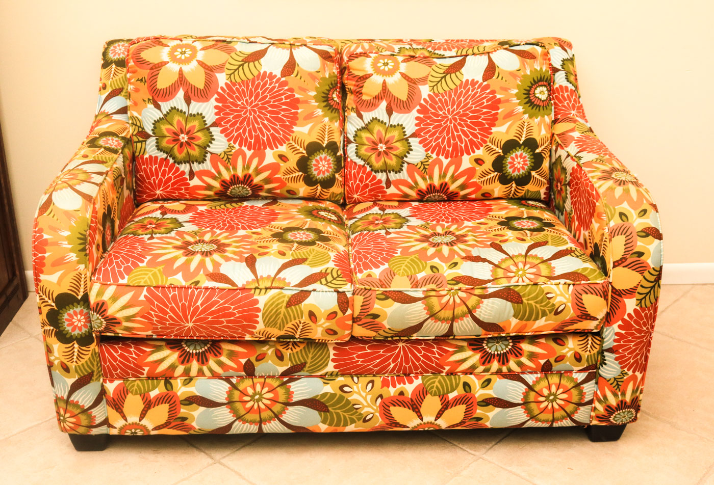Floral Print Loveseat and Couch