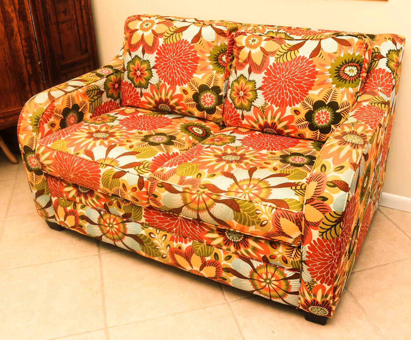 Floral Print Loveseat and Couch