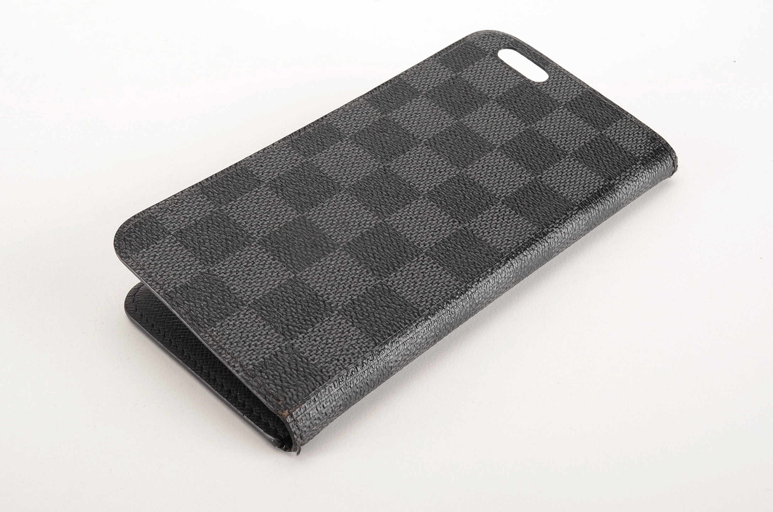Louis Vuitton Damier Graphite iPhone 6 Plus Folio Case