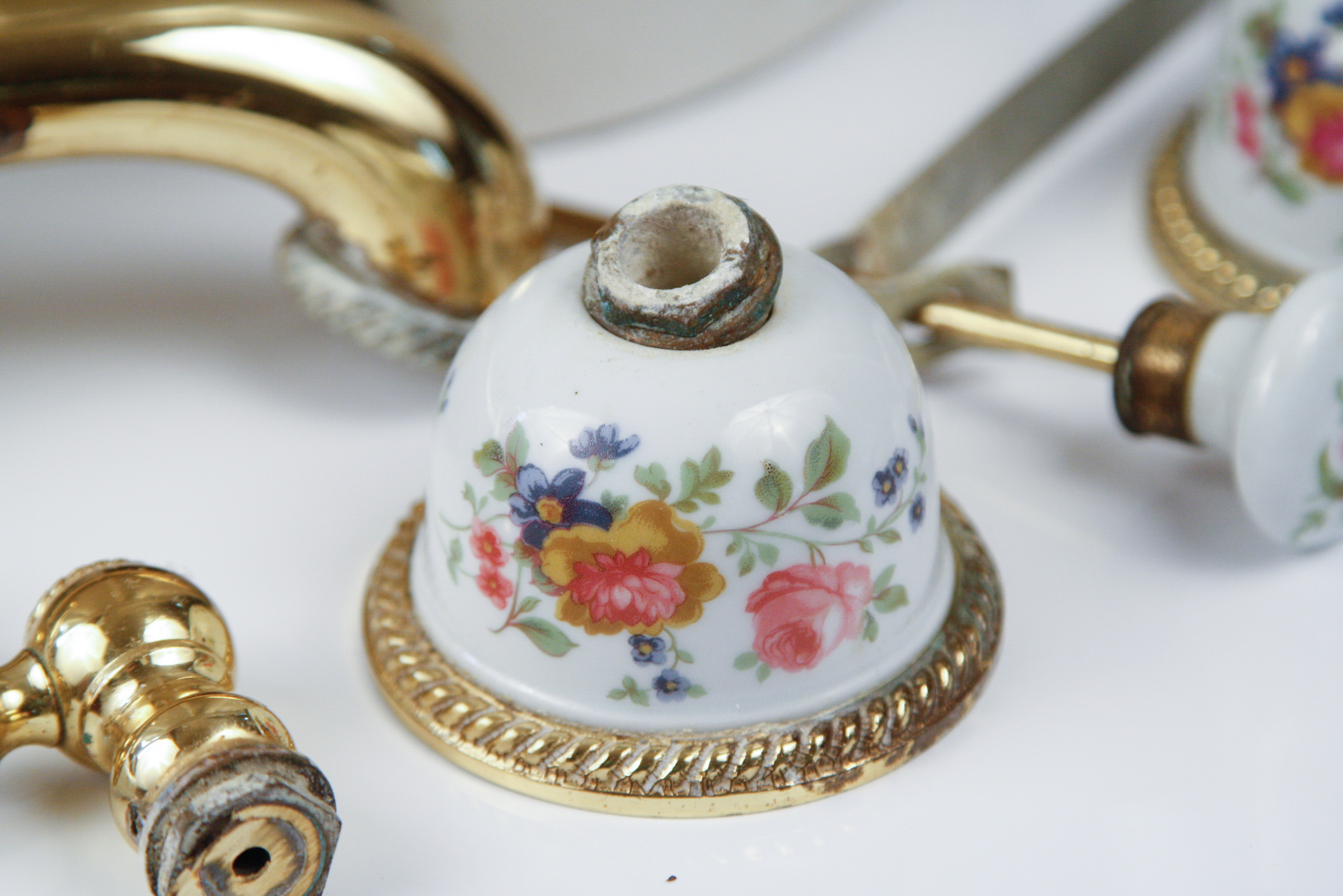 Porcelain Floral Vessel Sink with Matching Fixtures
