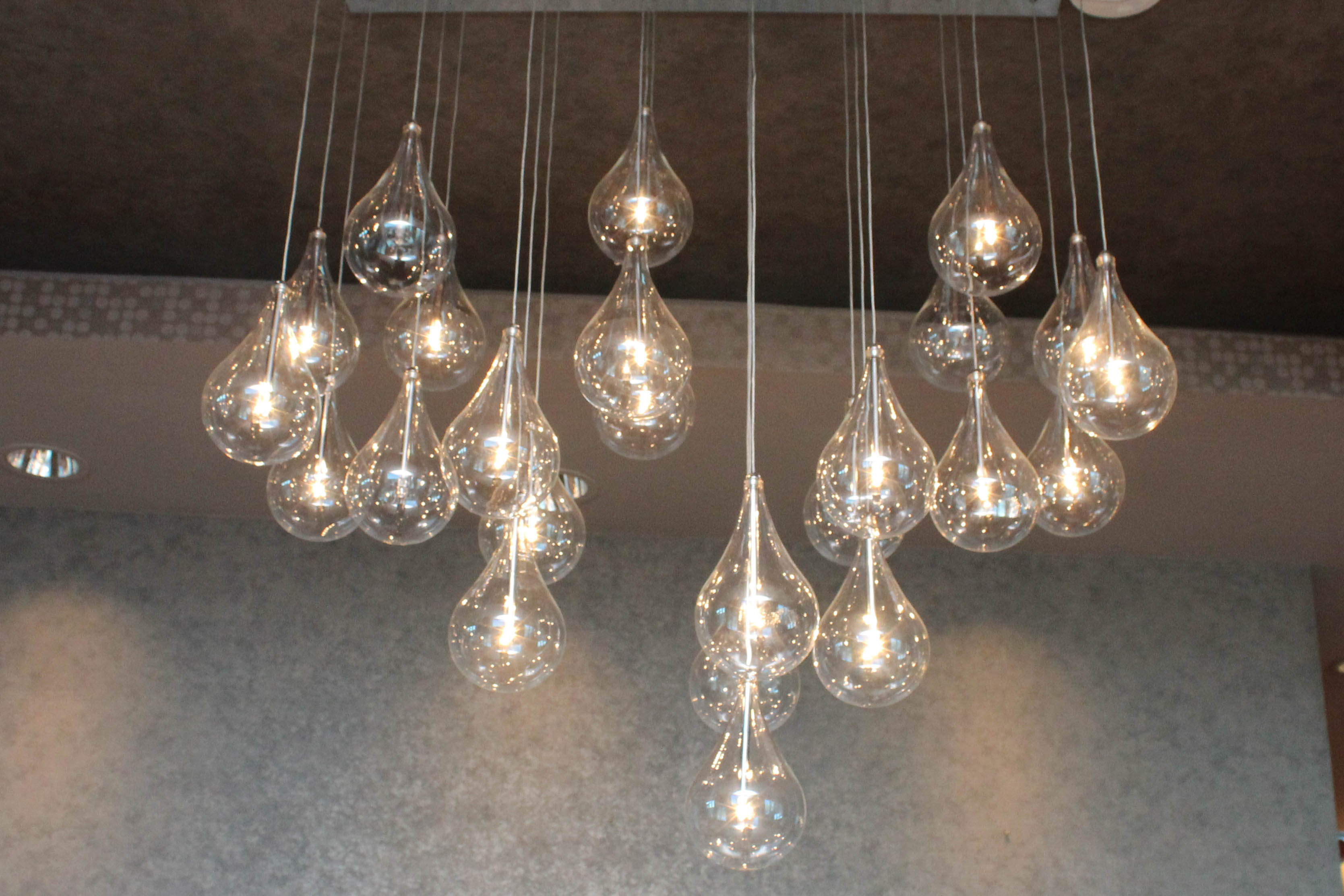 Modern Pendant Style Chandelier