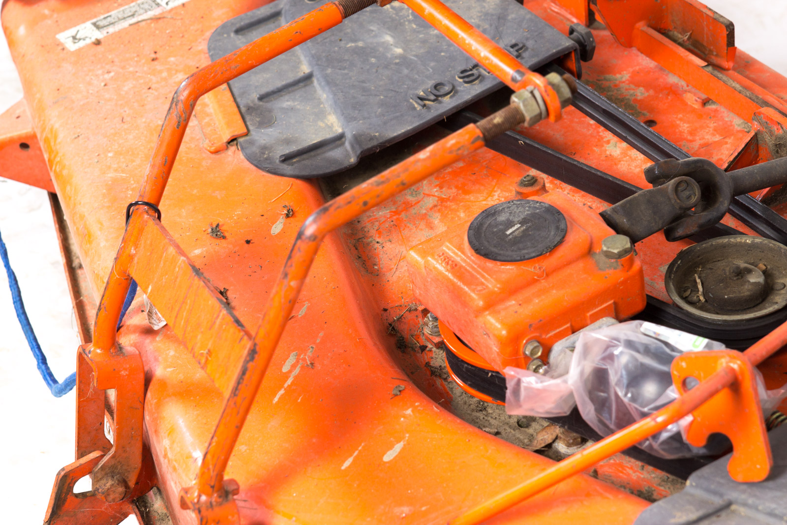 Kubota RCK60B23BX 60-Inch Mower Deck