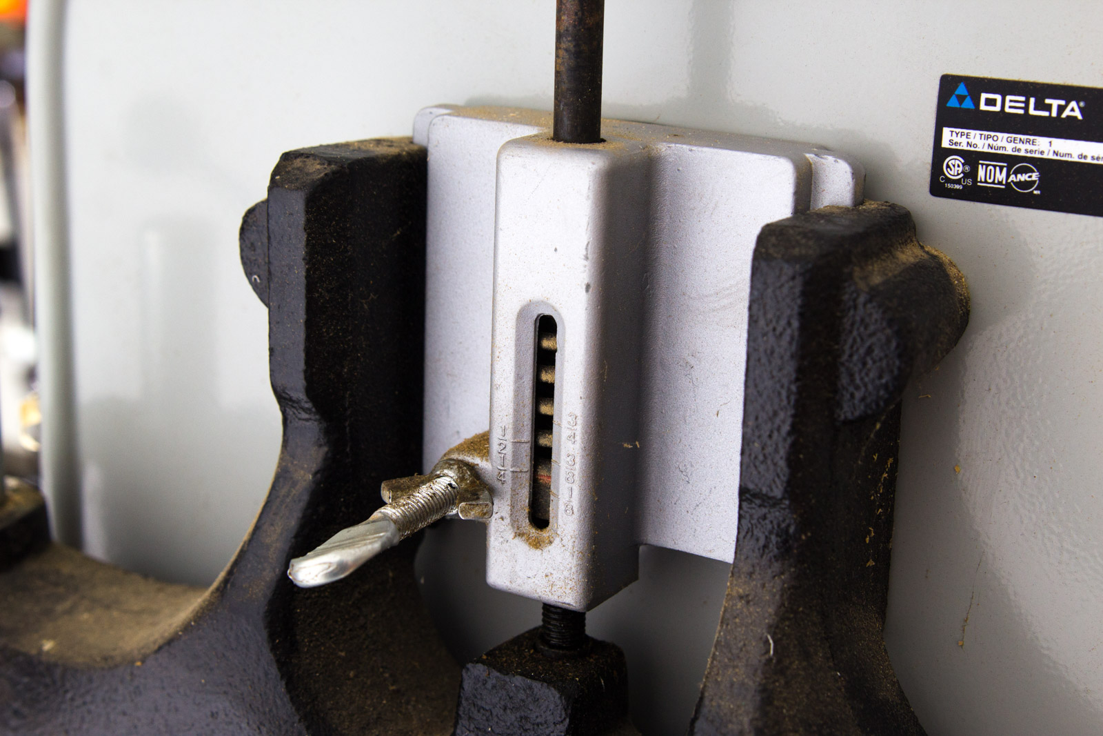 Delta Model 28-276 14-Inch Band Saw with Stand