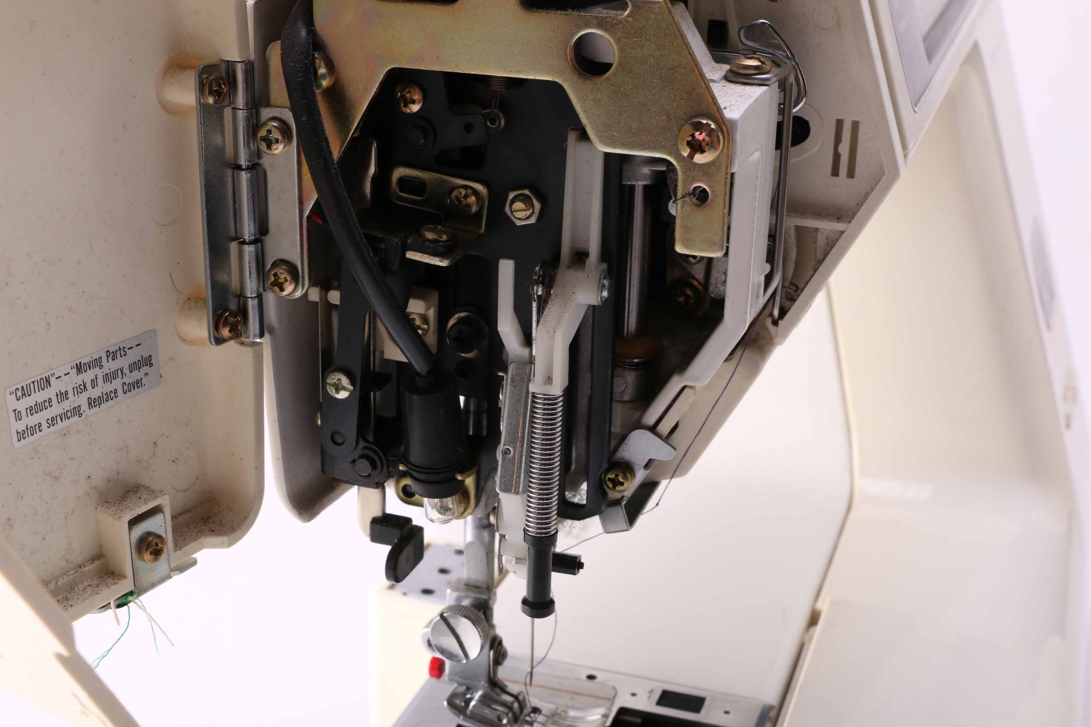 Memory Craft Programmable Sewing Machine