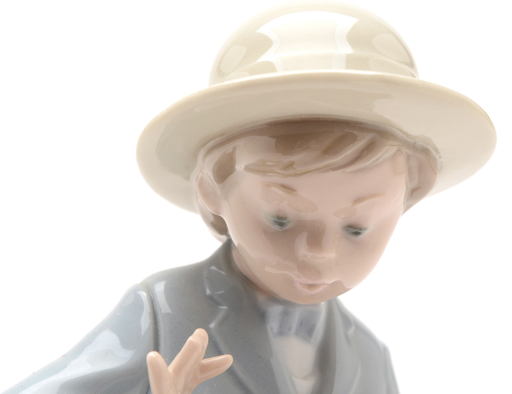 Lladro NAO Daisa Boy with Puppy Figurine