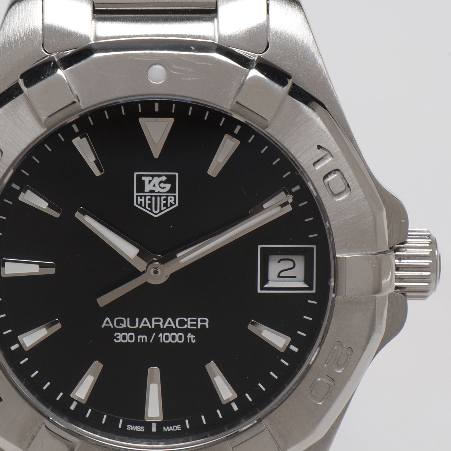 Women's Tag Heuer Aquaracer 300m Stainless Steel Mid-Size Black 32mm Quartz Watch