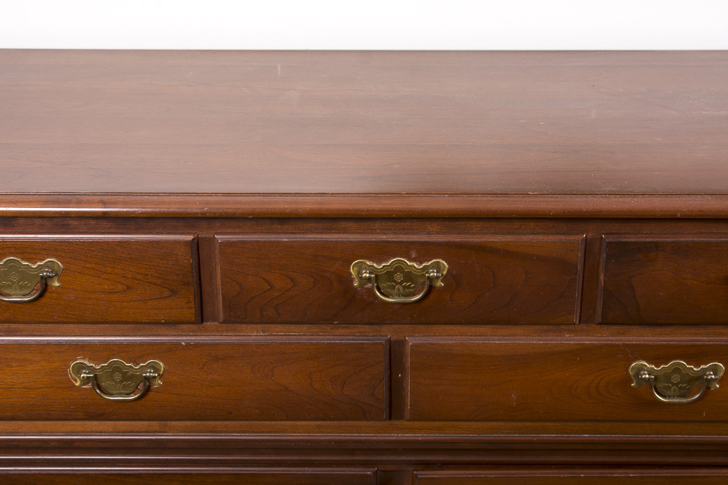 Cherry Wood Chest Of Drawers By Pennsylvania House