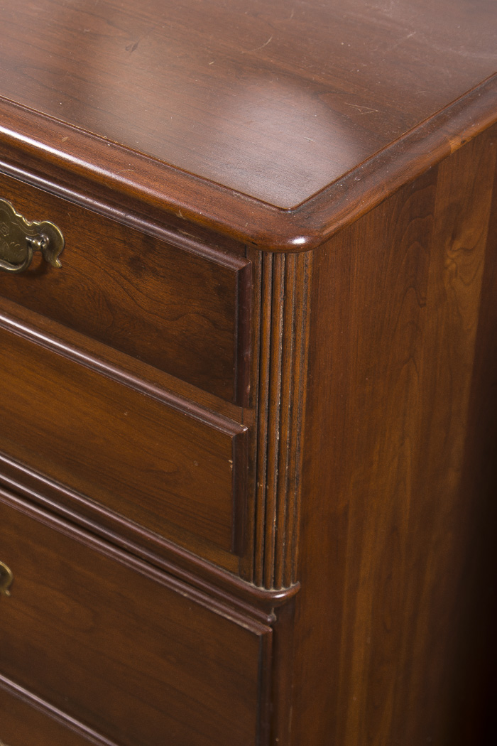 Cherry Wood Chest Of Drawers By Pennsylvania House