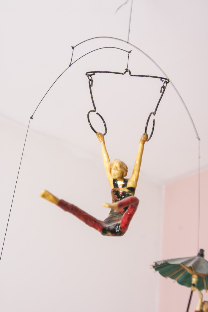 Acrobat Motif Mobile